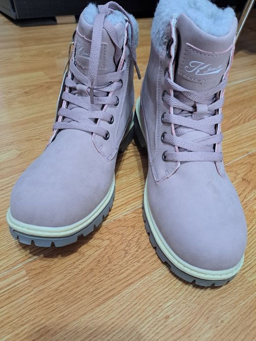 Ghete dama roz prafuit