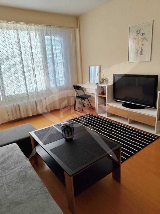 Дава се под наем Двустаен апартамент в София, Хладилника - 76 кв.м за 648.21 € - Снимка #1