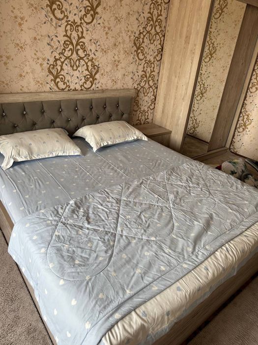 Mebel sotladi 2 ta tumbichka erkak ayol shkaf spalni divan