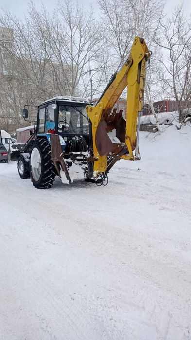 Трактор экскаватор-погрузчик МТЗ