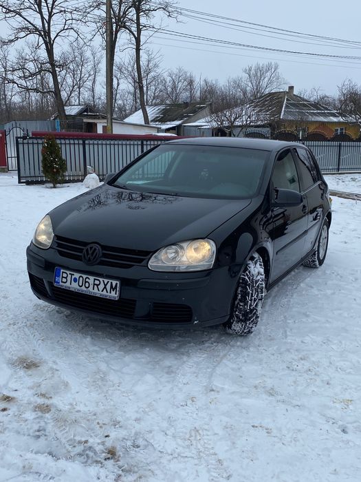 Golf 5 de vânzare !