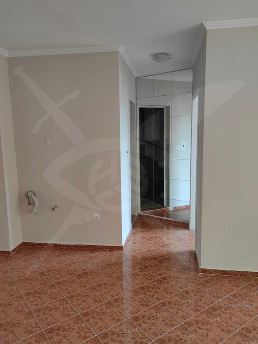 Продава се Двустаен апартамент в к.к. Слънчев бряг - 60 кв.м за 984 €/кв.м - Снимка #4