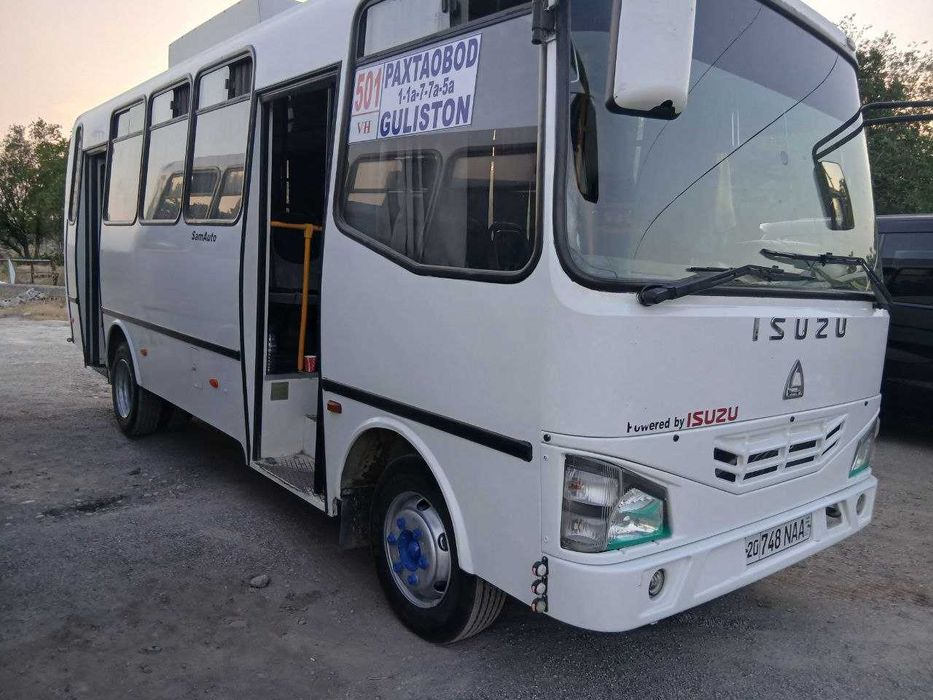 Автобус ISUZUSAZNP-37 сотилади.