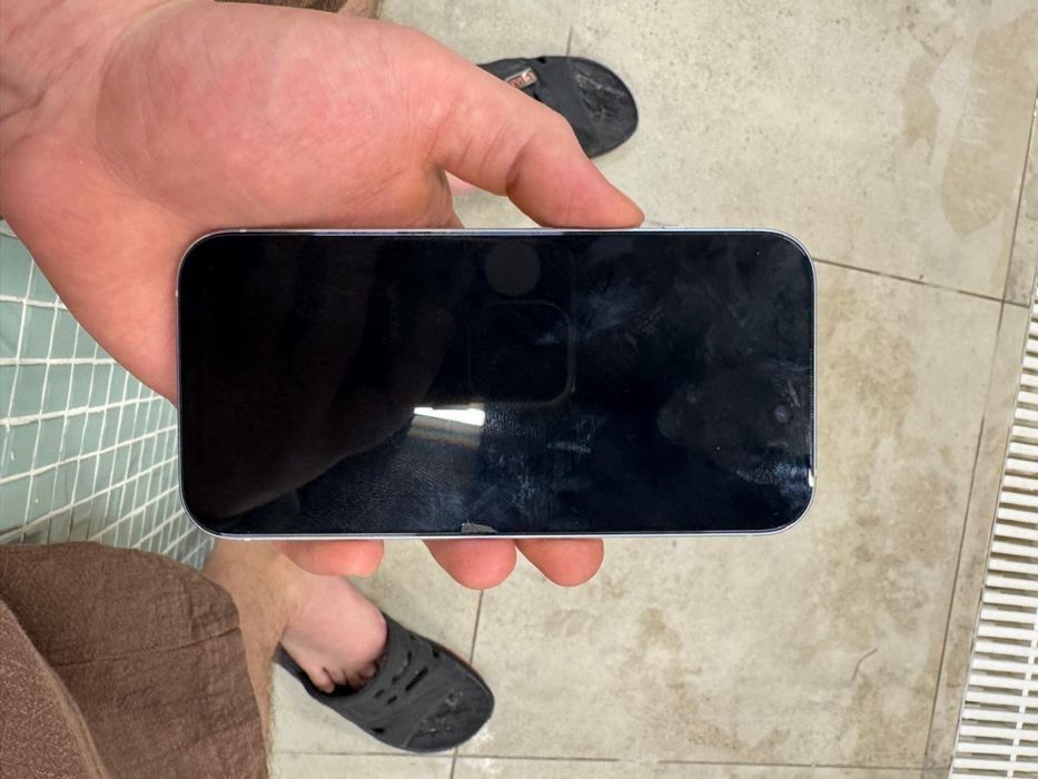 Продам айфон 15 в хорошем состоянии