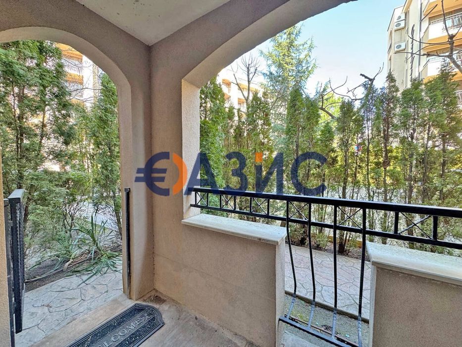 Продава се Двустаен апартамент в к.к. Слънчев бряг - 68 кв.м за 938 €/кв.м - Снимка #10