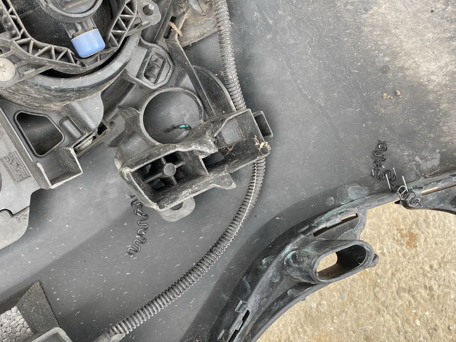 Fata completa Renault Clio 4 bara fata capota far aripa trager radiato