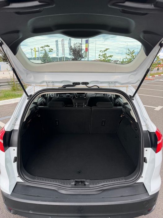 Ford Focus Break 1.5 TDCi Business 2015 | Park Assist | R18 | Pilot automat | Clima | Incalzire scaune