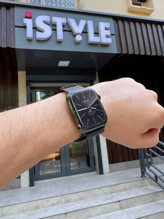 Apple iWatch 7 Series 45 mm Graphite Milanese