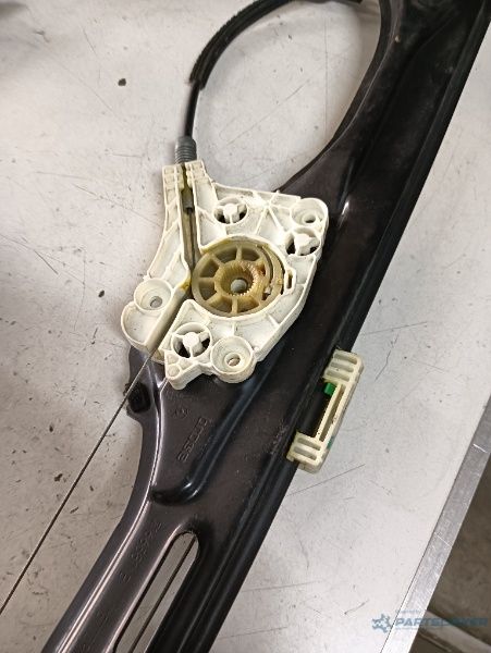 Macara Geam Electric Stanga Spate Bmw X5 Ii (E70) [ 2006 - 2013 ] Oem