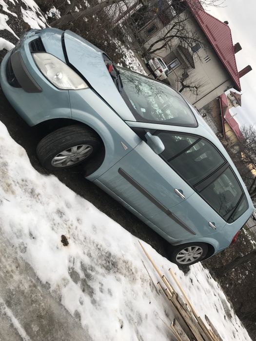 Se dezmembreaza renault scenic 1.6 16v
