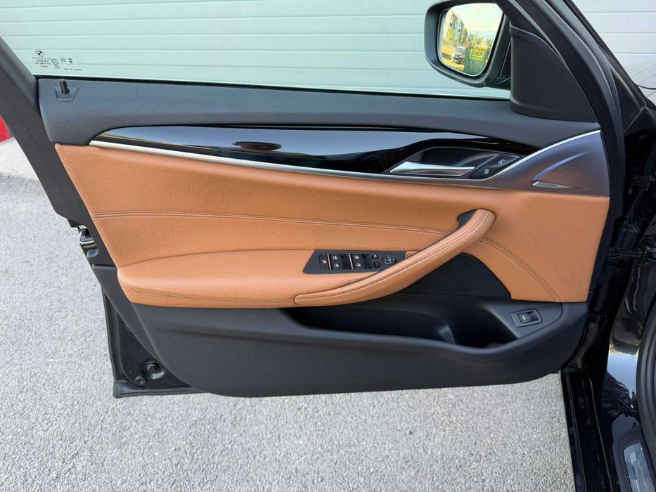 BMW 530 3.0D X-DRIVE