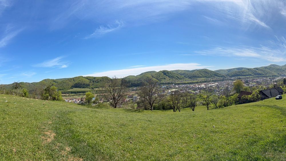 Vând teren cu vedere panoramică – Năsăud