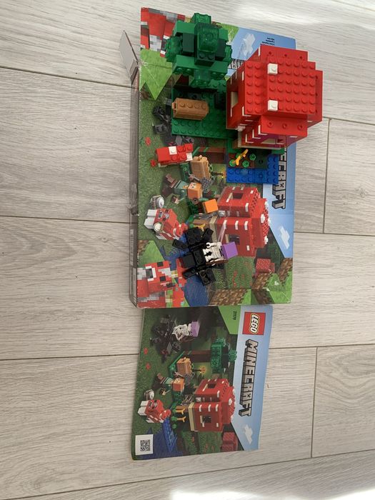 Lego Minecraft 21179