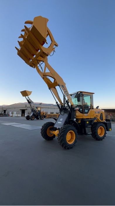 Продам погрузчик кочш + вилы