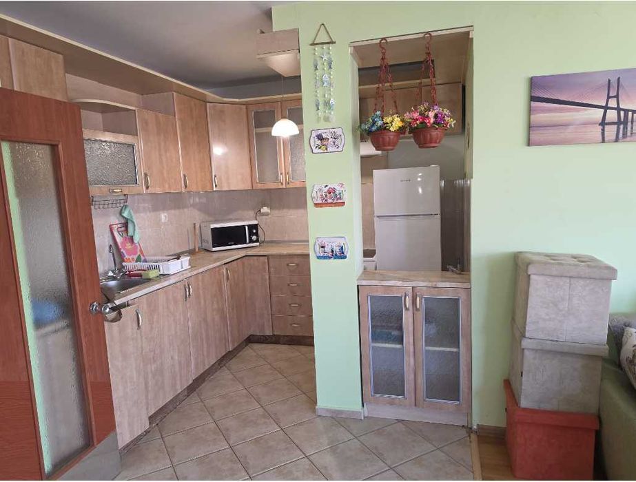 Дава се под наем Четиристаен апартамент в Варна, Център - 150 кв.м за 1200 € - Снимка #3
