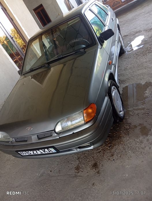 Lada_Samara .2009.holati yaxshi. 4 ta yangi balon qoʻyilgan.Metani bor