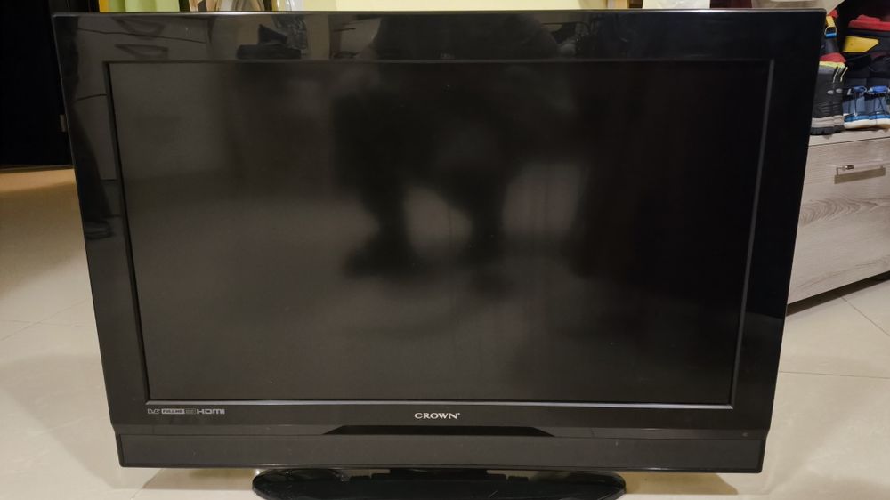 32 инчов телевизор / 32' Crown