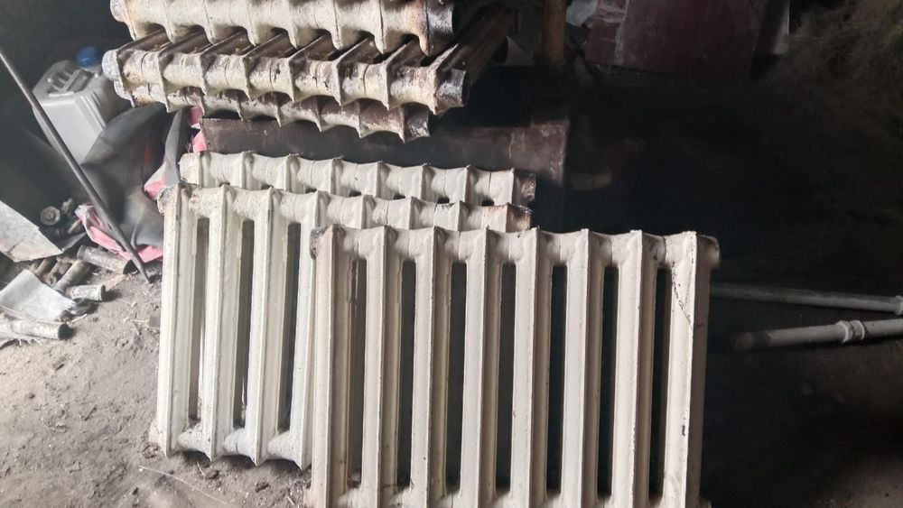 Продам батарея радиаторы чугунные