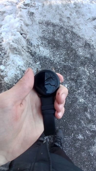 Продам часы рабочие в хорошем состоянии