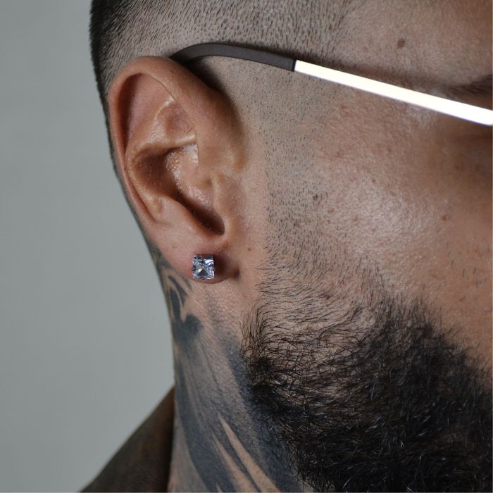 Cercei cubici argintii pentru gaura