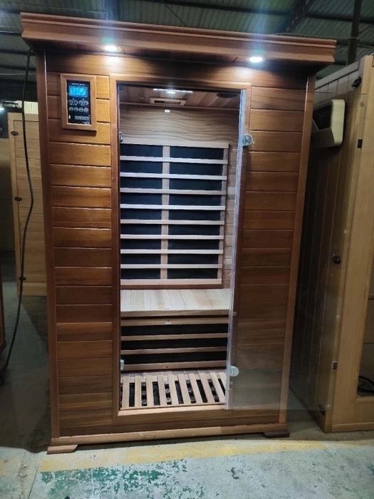 Двуместна Инфрачервена САУНА от червен кедър с bluetooth 2kW йонизатор