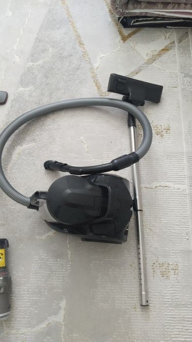 Пылесос Tefal  и Haley