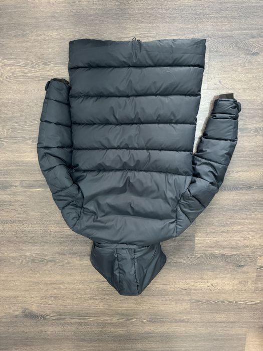 Продам куртку Calvin Klein