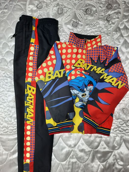 Продам куртки на мальчика.