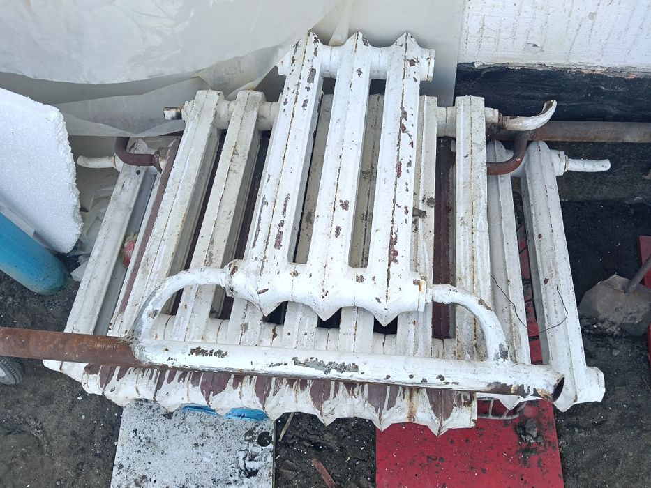 Чугунный батарей