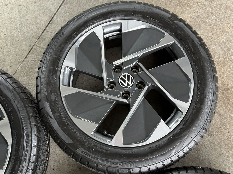 4бр. ЧИСТО НОВ КОМПЛЕКТ 18” Джанти “EAST DERRY” 5х112 + Зимни Гуми 215/55R/18 *BRIDGESTONE* за  -VW ID3/VW/CUPRA/SKODA/SEAT/VAG-