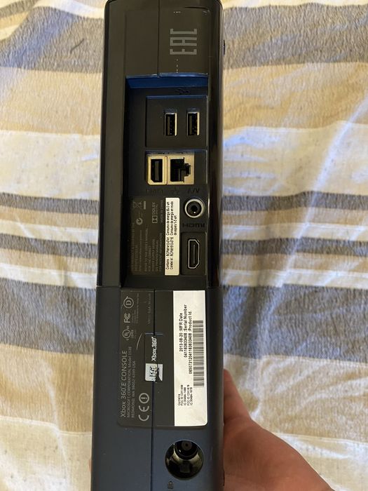 Xbox 360 вместе с киннектом