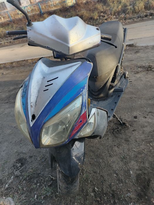 Продам скутор не на ходу