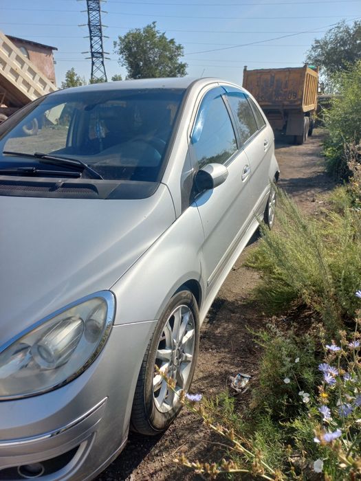 Продам мерс B 200