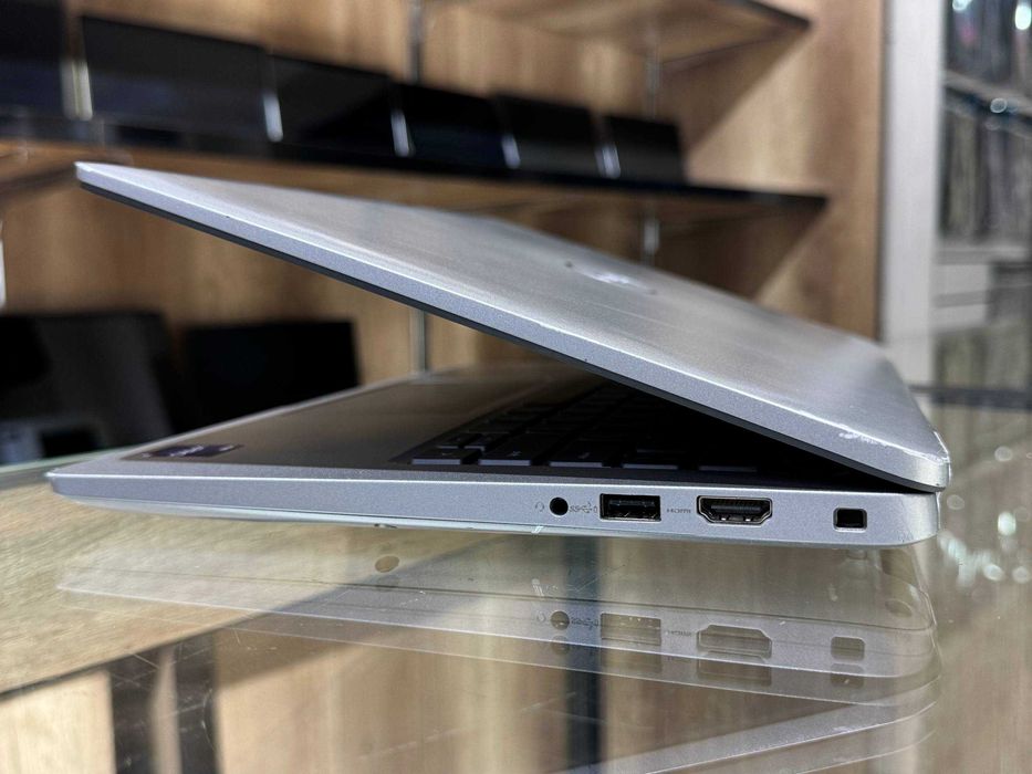 DELL Latitude 5440 Core i7-1370P RAM 16 Gb DDR5 ssd 512