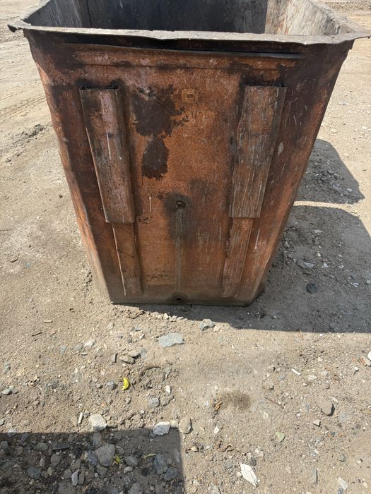 Продам мусорный контейнер