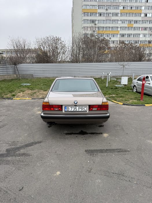 BMW Seria 7 E32 735iA 1990 215000km Vehicul istoric