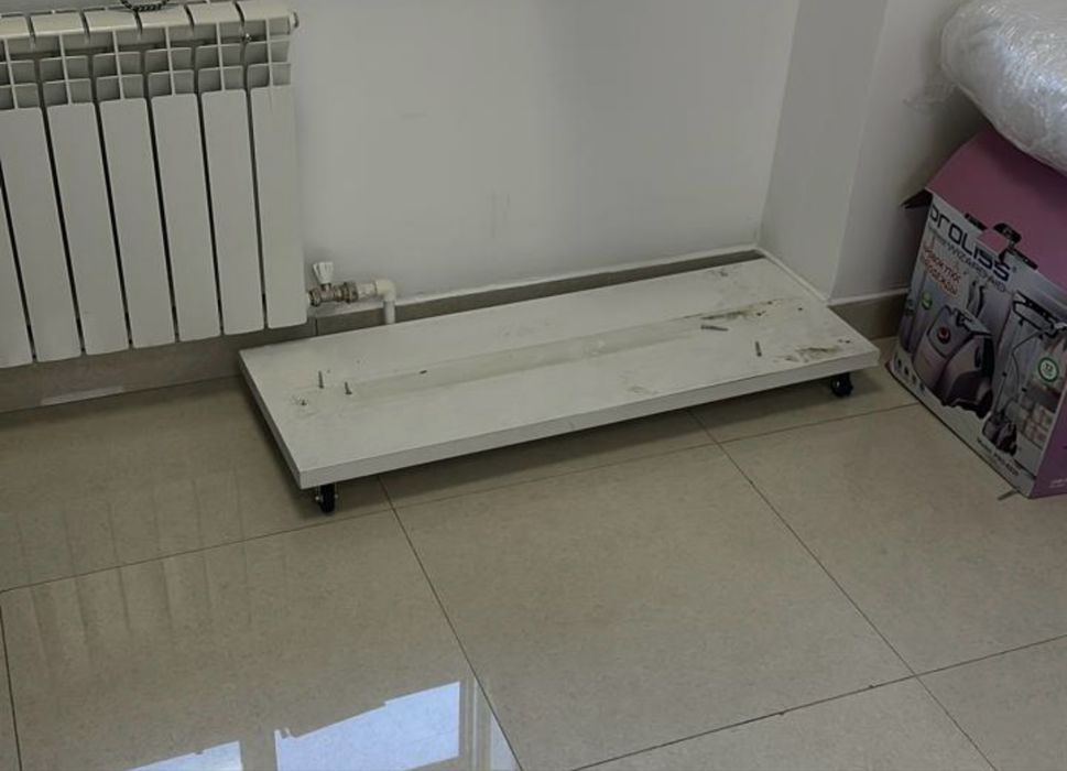 Продам зеркало со светом