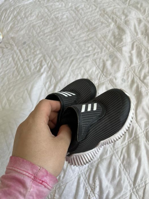 Обувь 19 джинсы рубашка