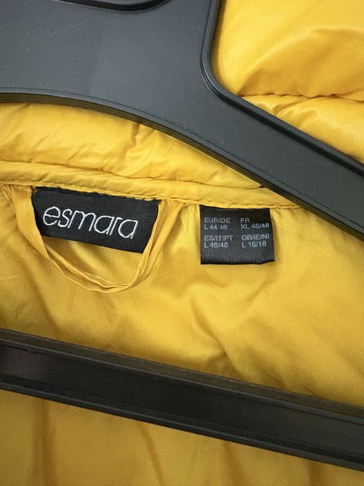 Продавам дамско преходно яке Esmara