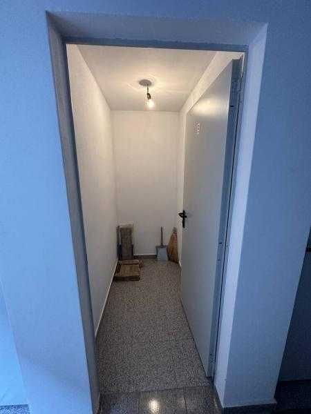 Дава се под наем Двустаен апартамент в Бургас, Лазур - 80 кв.м за 648.21 € - Снимка #10