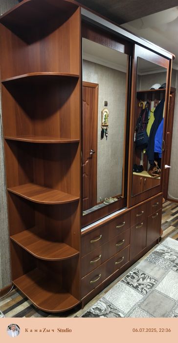 Продам шкаф-купе