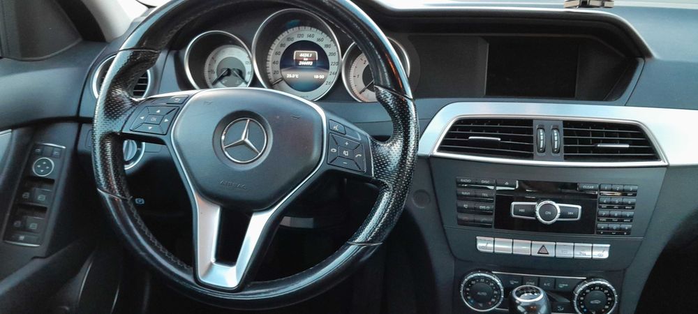 MB C-klass C180 CDI  2.2 120 CAI/ 2014 / proprietar / atent intretinut/ ambreiaj nou