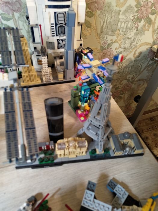 Лего конструктор Париж