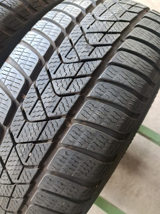 2 anvelope iarnă 205 60 r16 Pirelli