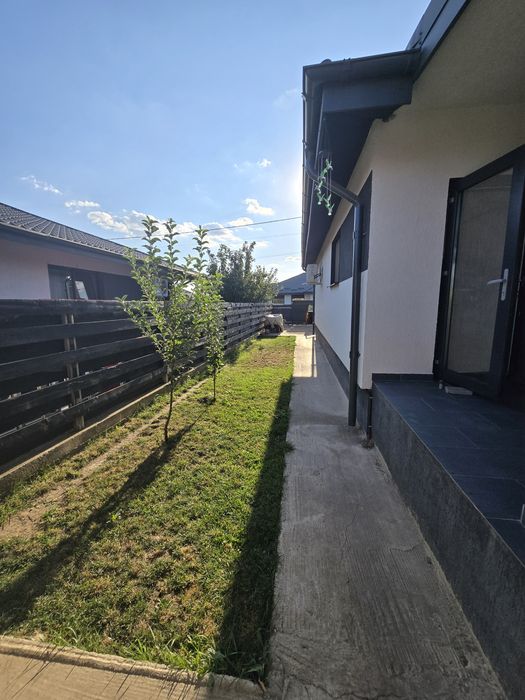 Proprietar, vănd casă în Aroneanu, an construcție 2021