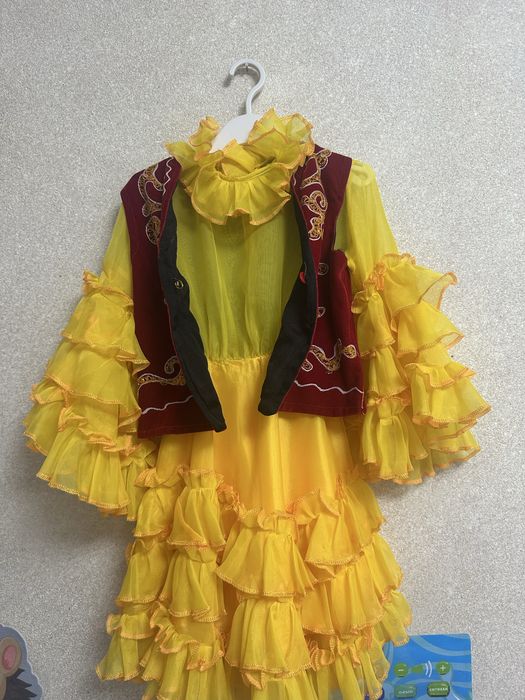 Платья новогодние