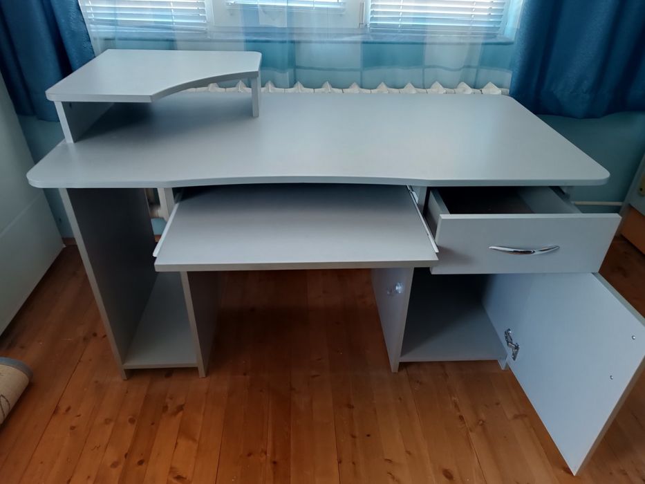 Бюро за офис / детска стая