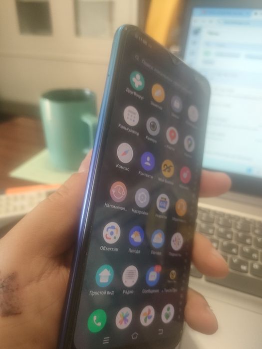 Продам телефон Vivo2027