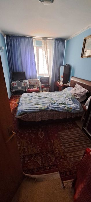 Dristor  metrou la scara blocului