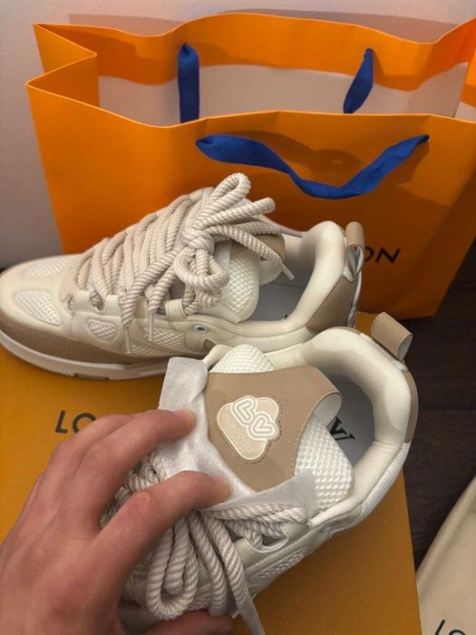 #REDUCERE# Louis Vuitton LV Skate Bej - Verificare Colet -